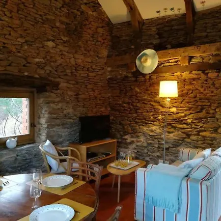 La Soue 4 Persoons In Walnotenboomgaard 別荘 Cassaniouze